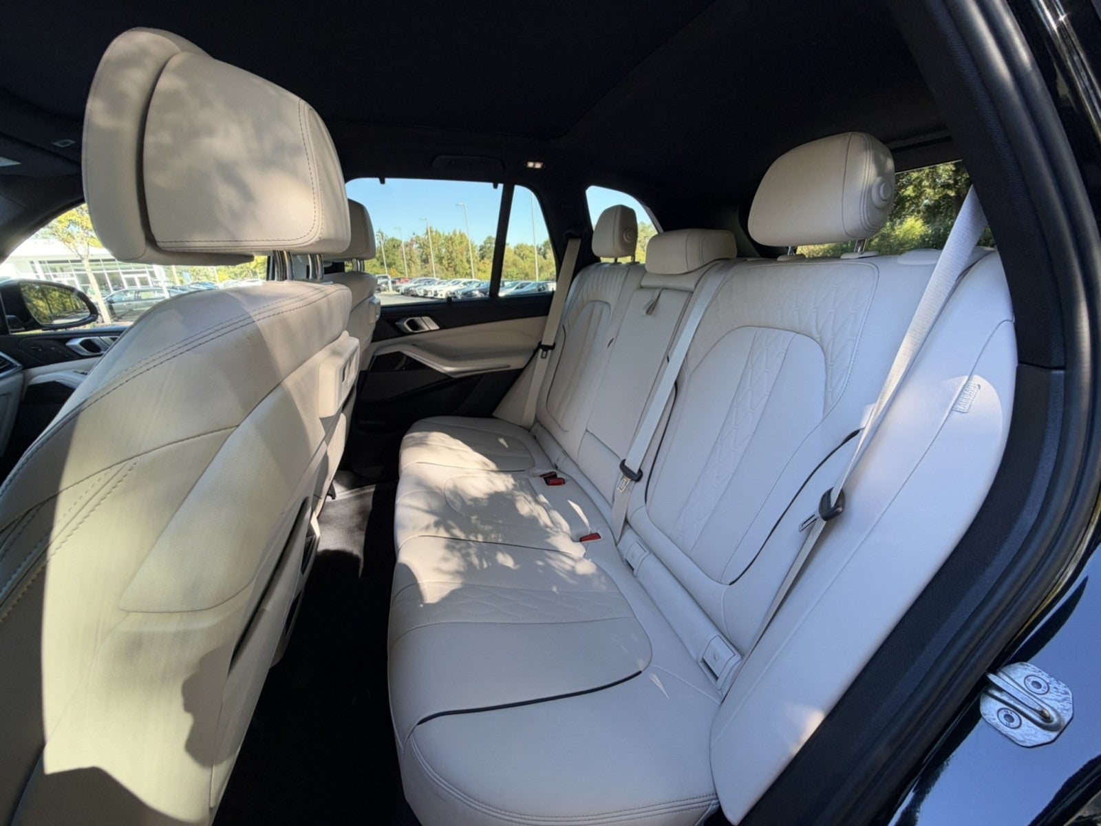2023 BMW X5 M50i