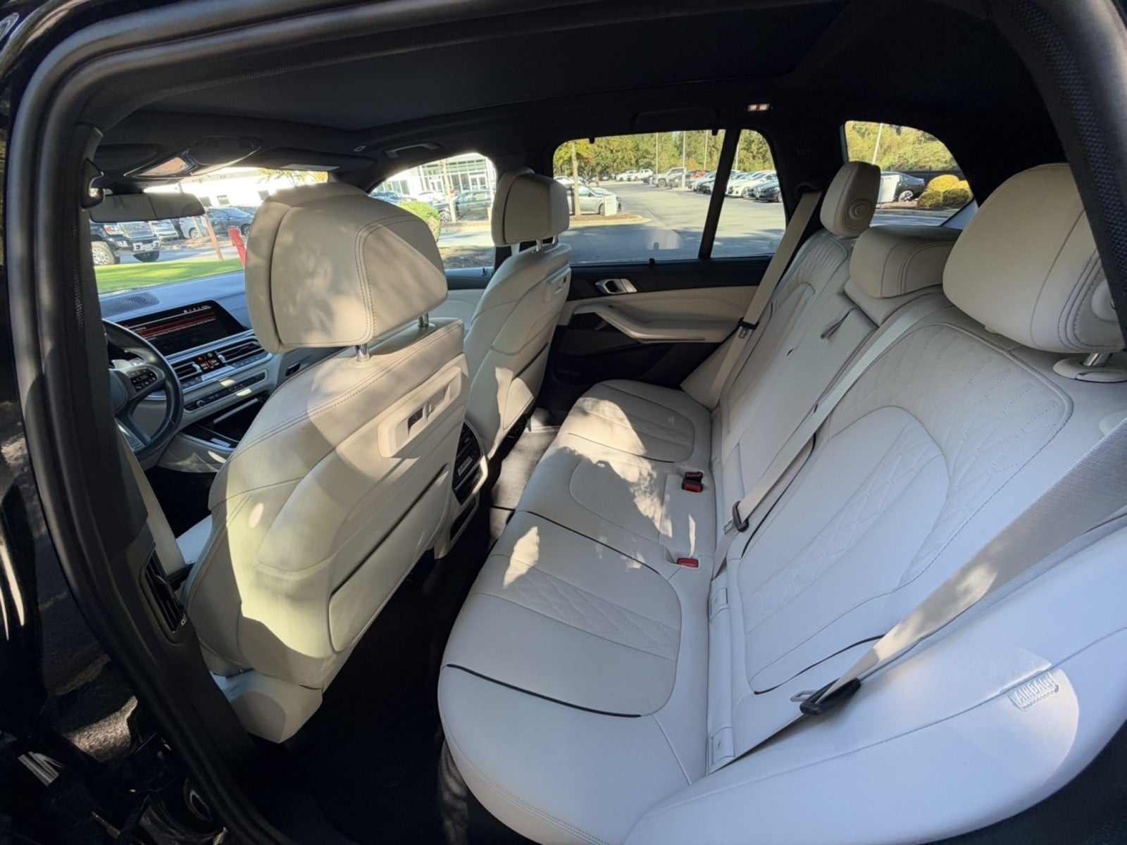 2023 BMW X5 M50i