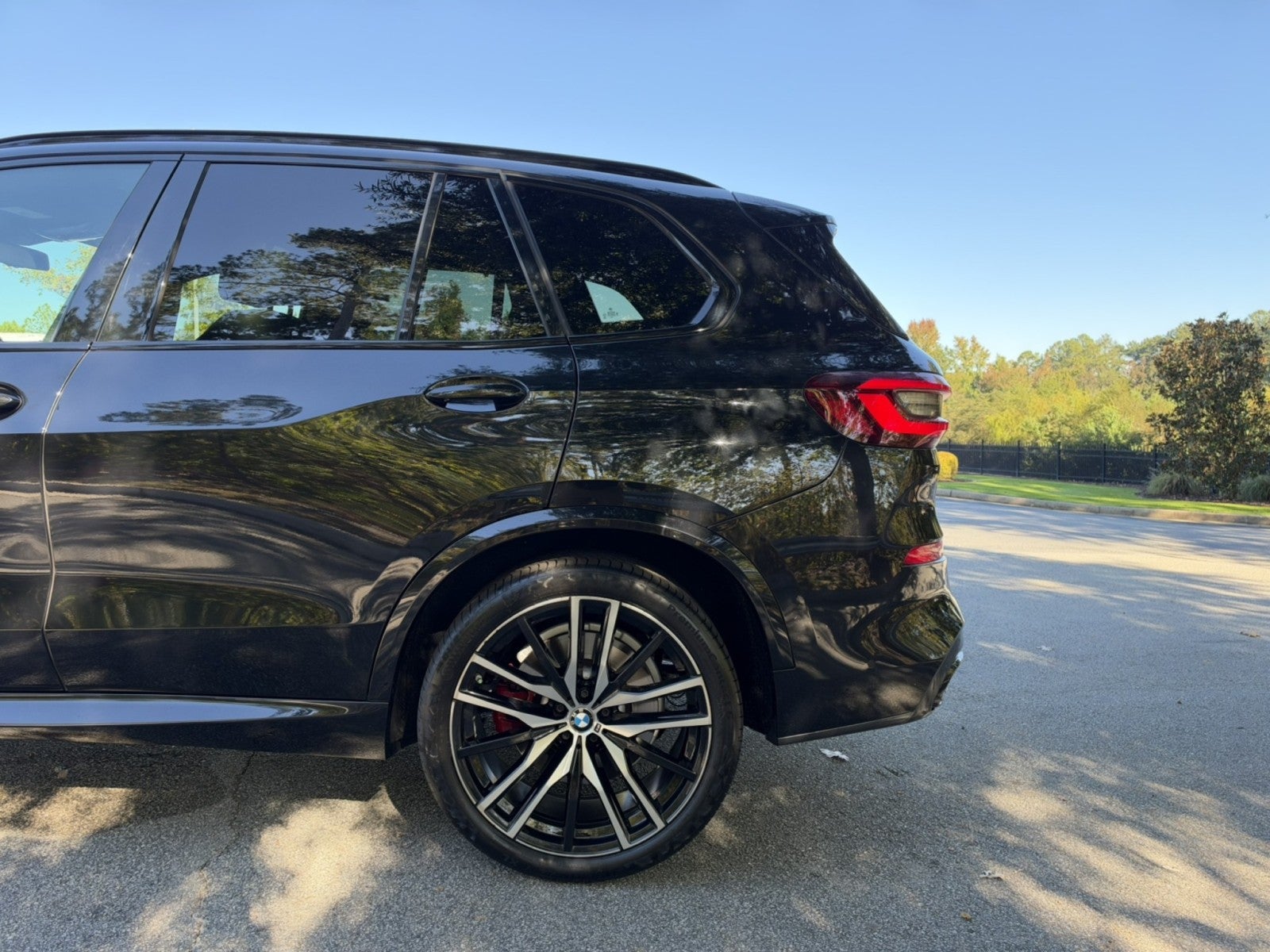 2023 BMW X5 M50i
