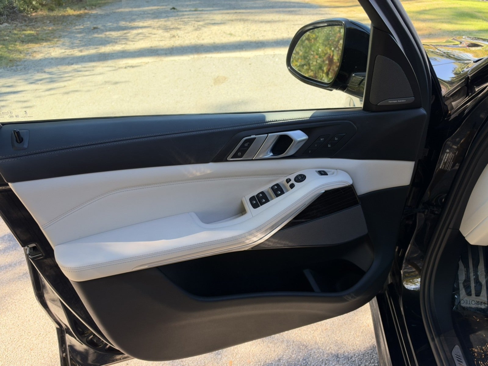 2023 BMW X5 M50i