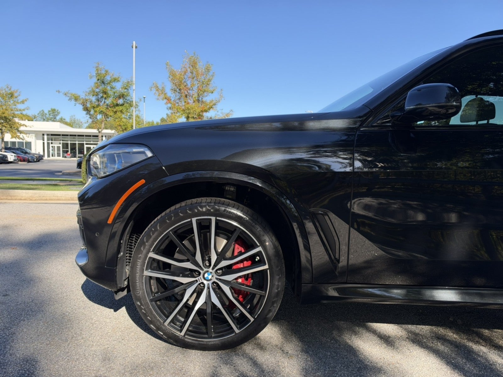 2023 BMW X5 M50i