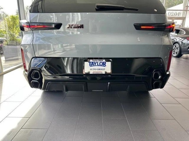 2026 BMW XM Label