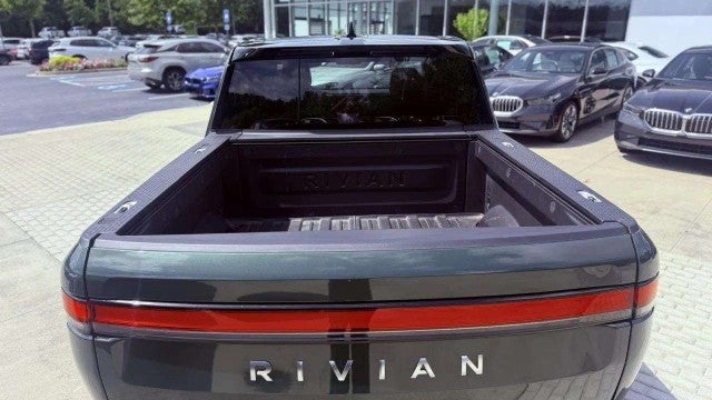 2023 Rivian R1T Adventure