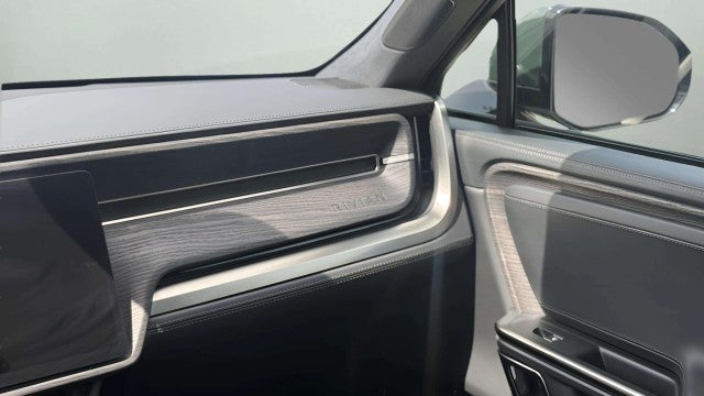 2023 Rivian R1T Adventure