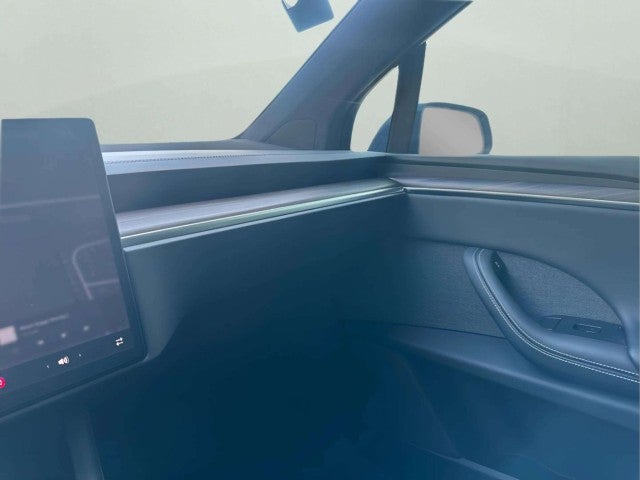 2024 Tesla Model X Base