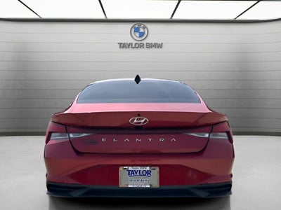 2022 Hyundai Elantra SEL