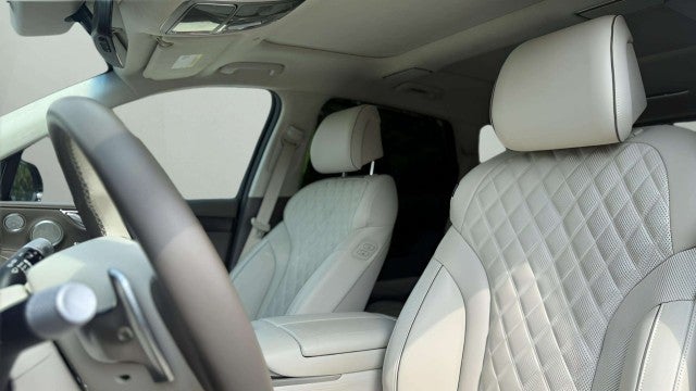 2024 Genesis GV80 Base