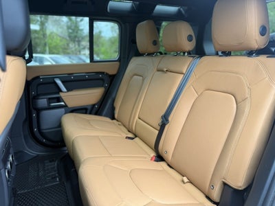 2024 Land Rover Defender V8