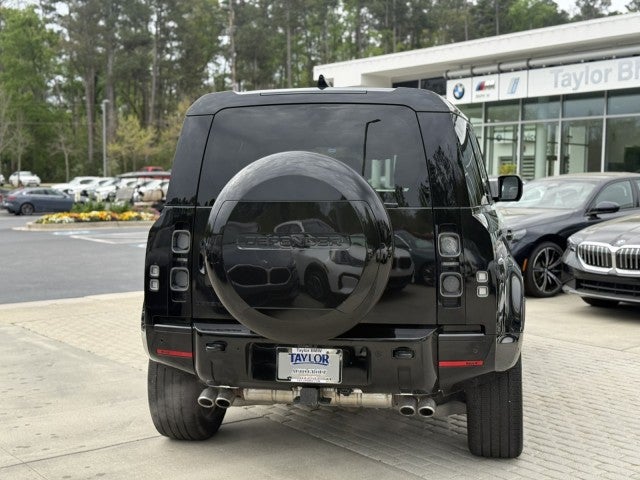 2024 Land Rover Defender V8