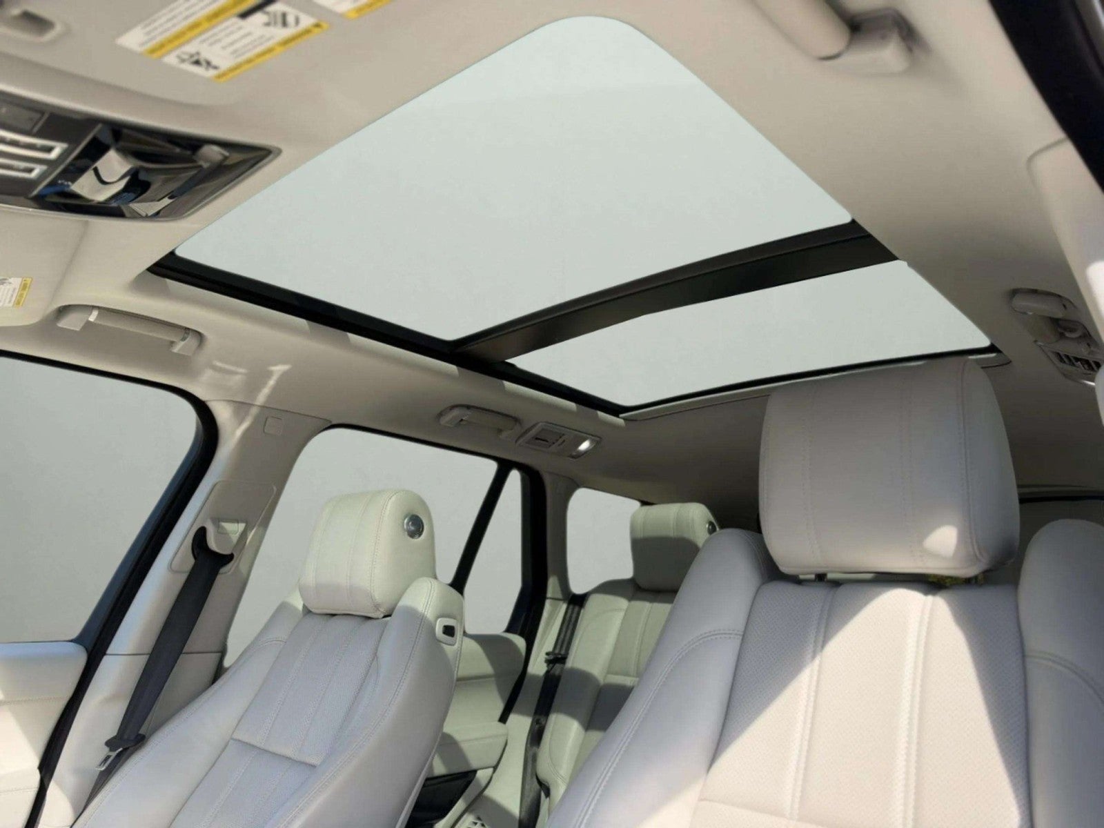 2017 Land Rover Range Rover Base