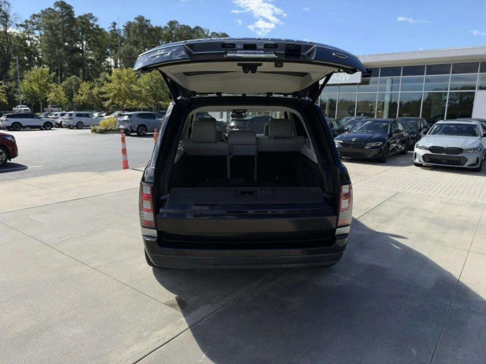 2017 Land Rover Range Rover Base