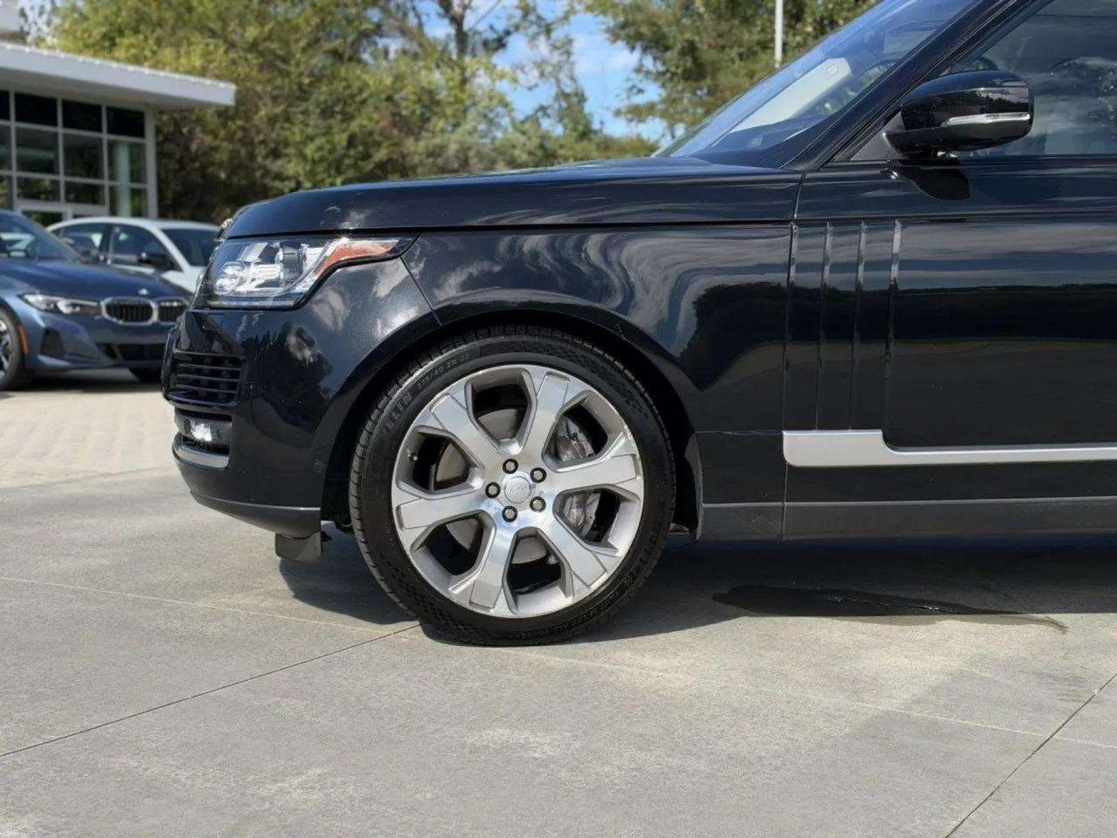 2017 Land Rover Range Rover Base