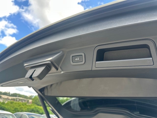 2019 Land Rover Range Rover Velar R-Dynamic SE
