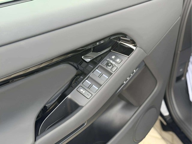 2026 Land Rover Range Rover Evoque Core S