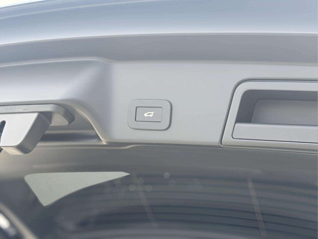 2026 Land Rover Range Rover Evoque Core S