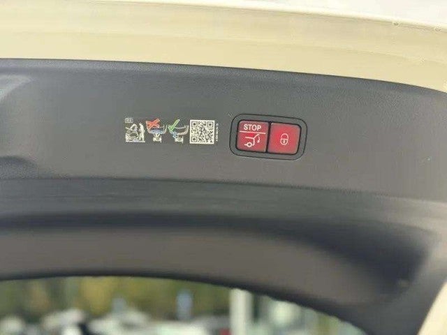 2024 Mercedes-Benz GLC GLC 300