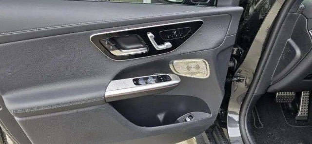 2025 Mercedes-Benz GLC GLC 300