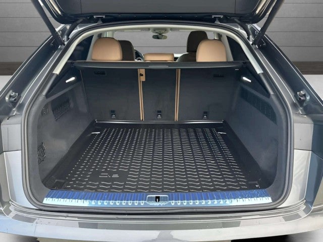 2026 Audi Q8 Premium Plus