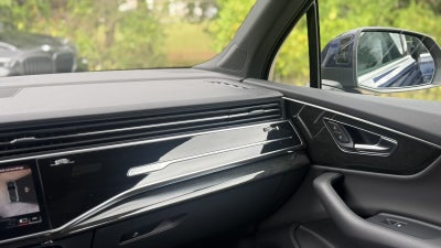 2021 Audi Q7 Premium Plus