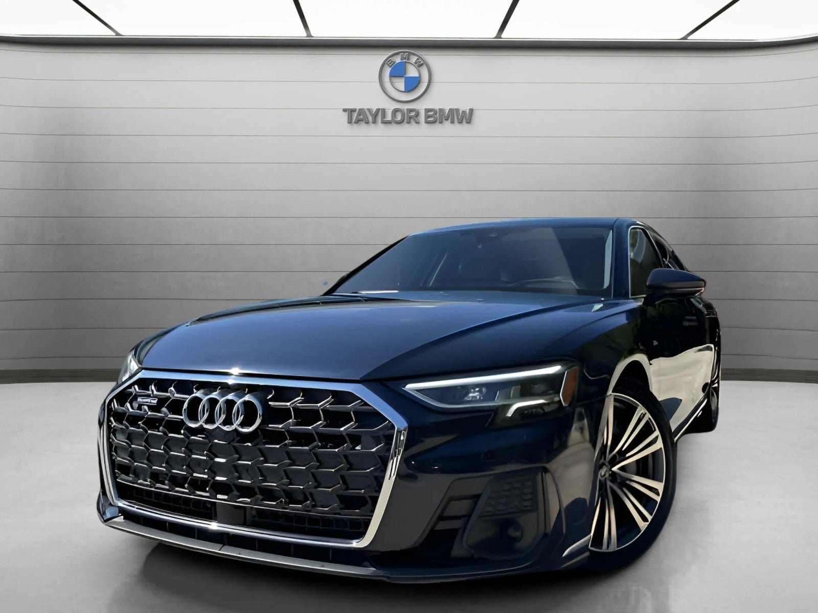 2022 Audi A8