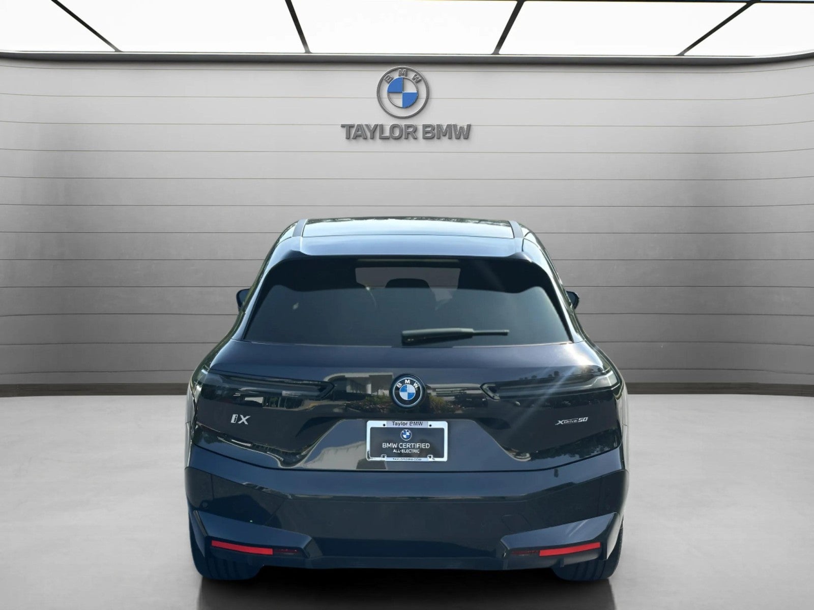 2024 BMW iX xDrive50
