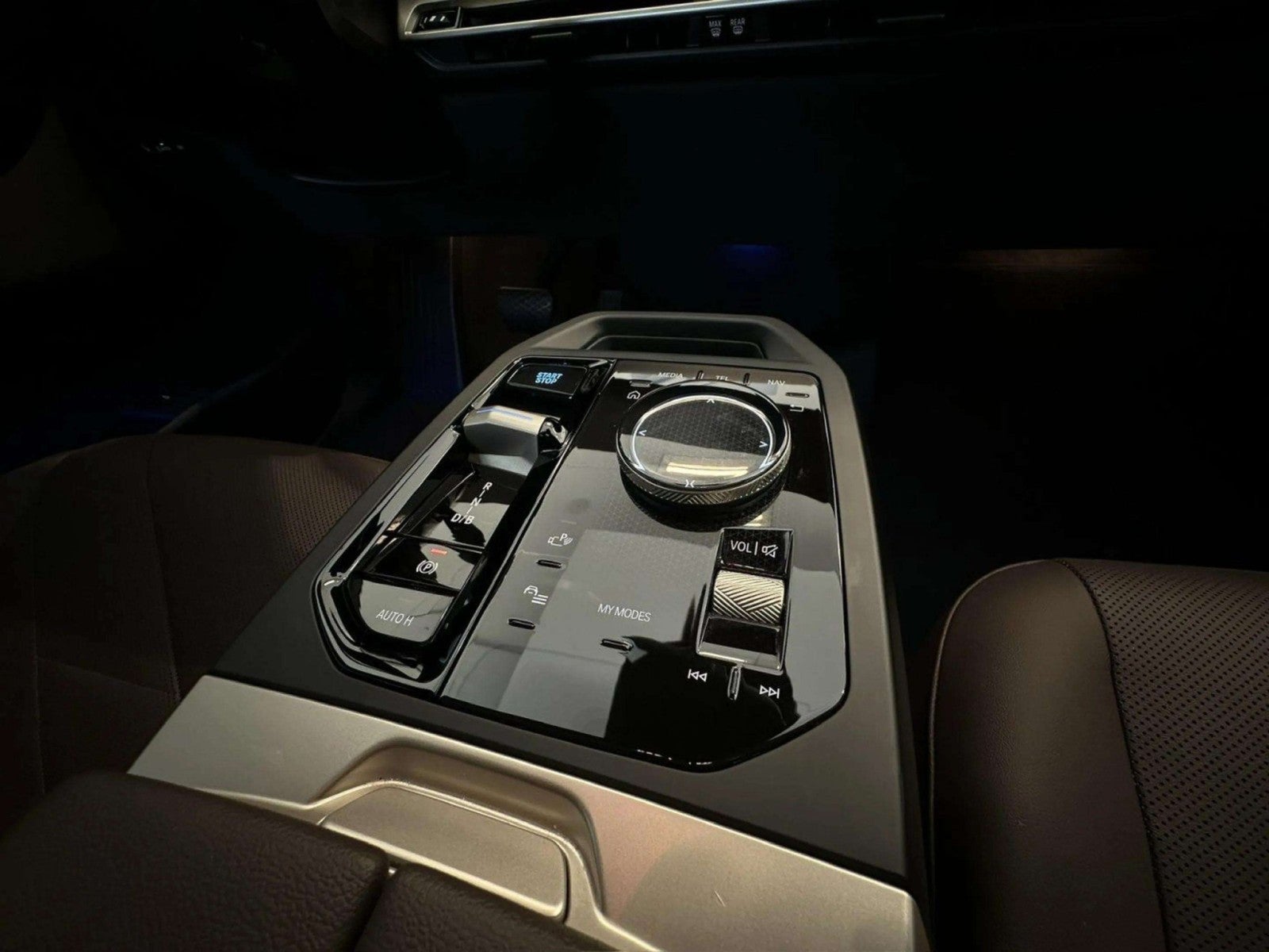 2024 BMW iX xDrive50