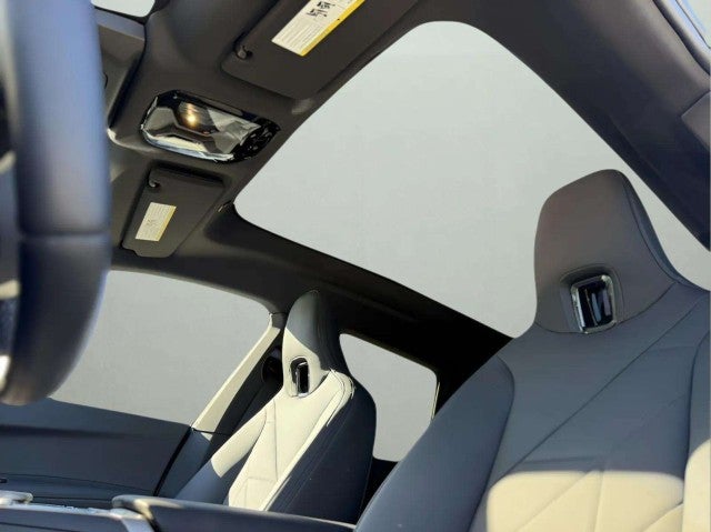 2026 BMW iX xDrive60