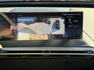 2026 BMW iX xDrive60