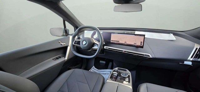 2026 BMW iX xDrive60