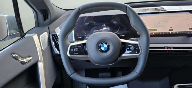 2026 BMW iX xDrive60