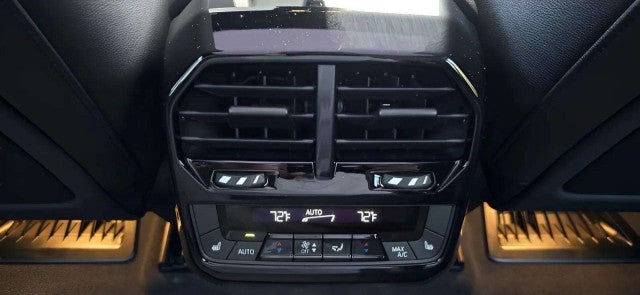 2026 BMW iX xDrive60