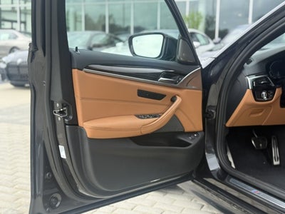 2023 BMW 530e 530e
