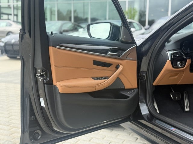 2023 BMW 530e 530e