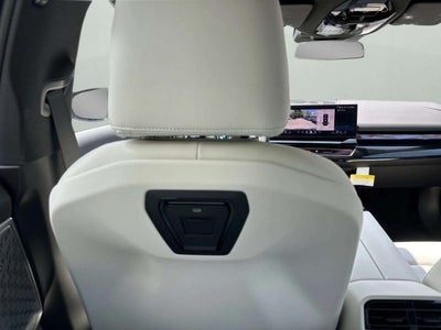 2027 BMW 550e 550e xDrive