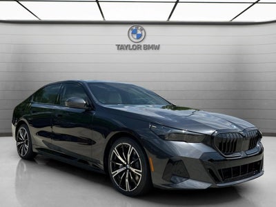 2027 BMW 550e 550e xDrive