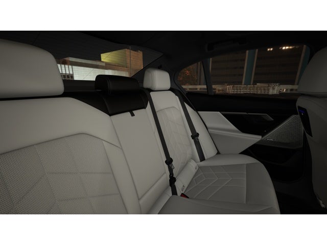 2027 BMW 550e 550e xDrive
