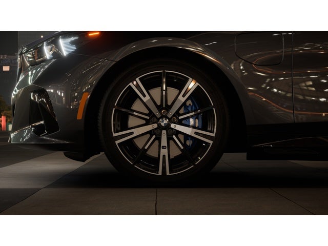 2027 BMW 550e 550e xDrive