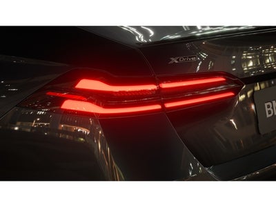 2027 BMW 550e 550e xDrive