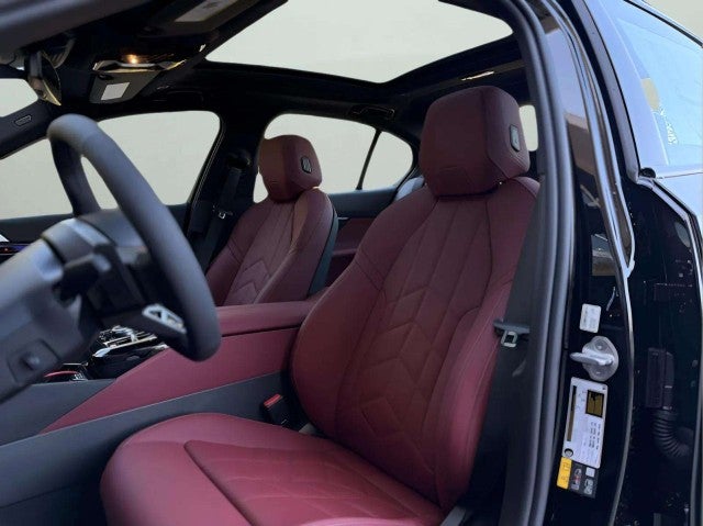 2026 BMW 550e 550e xDrive