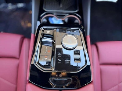 2026 BMW 550e 550e xDrive