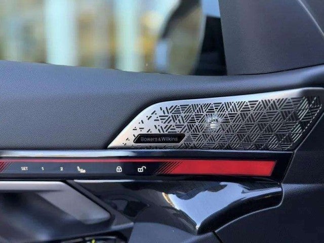 2026 BMW 550e 550e xDrive