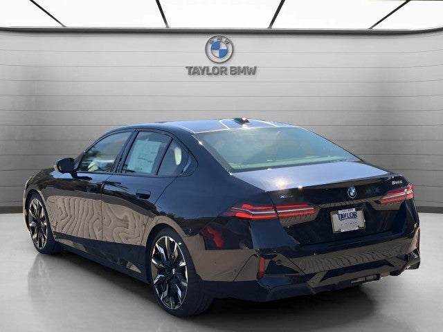 2026 BMW 550e 550e xDrive