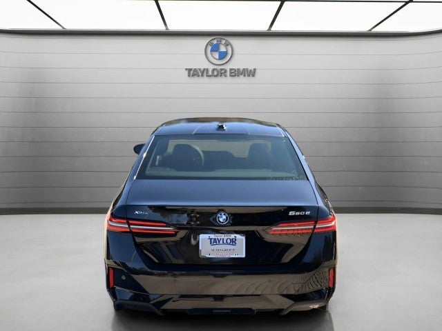 2026 BMW 550e 550e xDrive