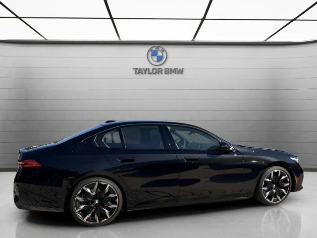 2026 BMW 550e 550e xDrive