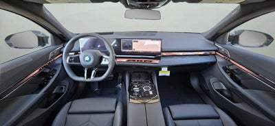 2026 BMW 550e 550e xDrive