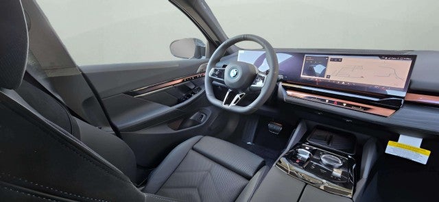 2026 BMW 550e 550e xDrive