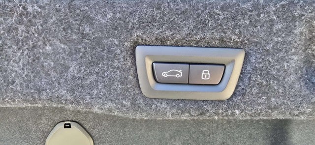 2026 BMW 550e 550e xDrive