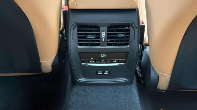 2026 BMW 330i 330i