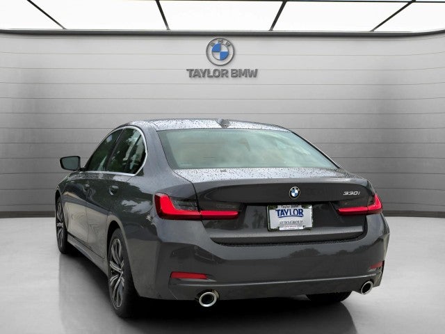 2026 BMW 330i 330i