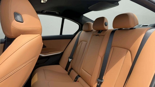 2026 BMW 330i 330i